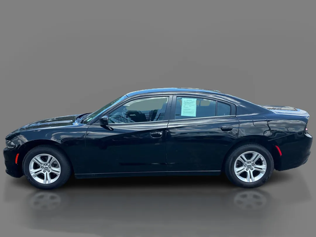 2022 Dodge Charger SXT - Photo 8