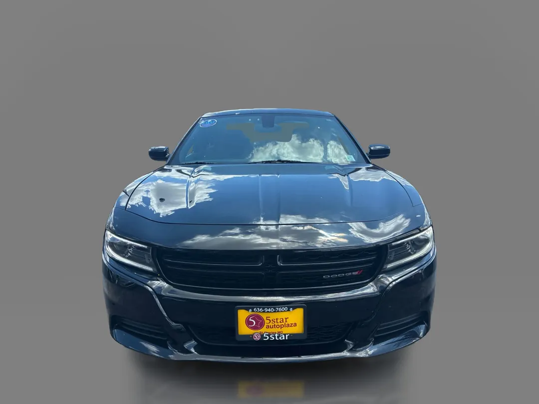 2022 Dodge Charger SXT - Photo 2