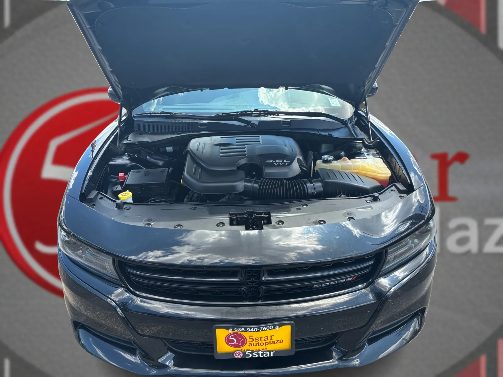 2022 Dodge Charger SXT - Photo 11