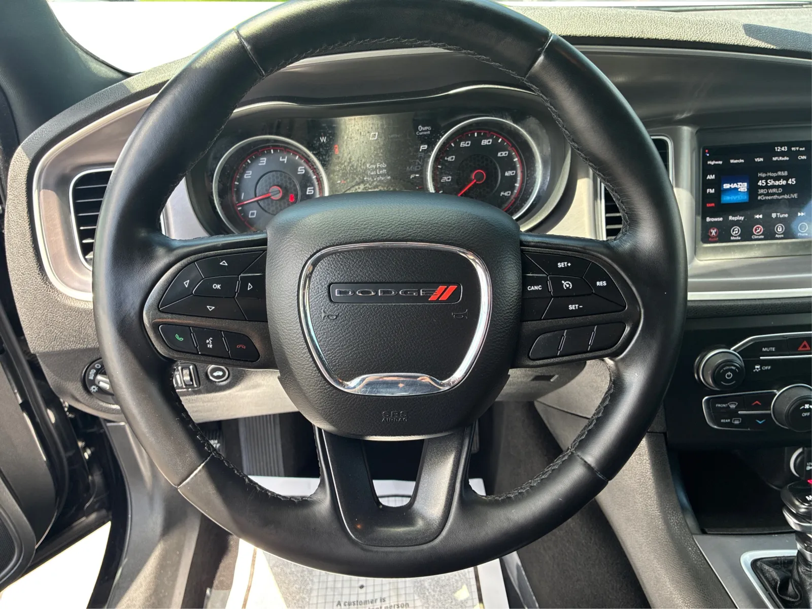 2022 Dodge Charger SXT - Photo 17