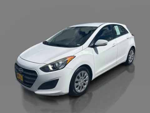 White 2017 Hyundai Elantra GT 4d Hatchback Auto for sale in St. Louis, MO