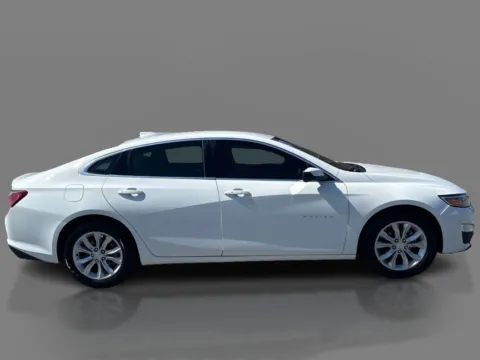 More photos of 2022 Chevrolet Malibu 4dr Sdn LT at 5 Star Auto Plaza - St. Louis, MO