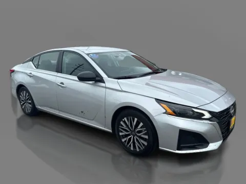 Another view of 2025 Nissan Altima SV FWD for sale in St. Louis, MO at 5 Star Auto Plaza - St. Louis
