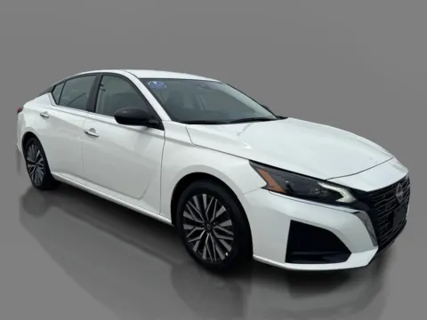 Another view of 2025 Nissan Altima SV FWD for sale in St. Louis, MO at 5 Star Auto Plaza - St. Louis