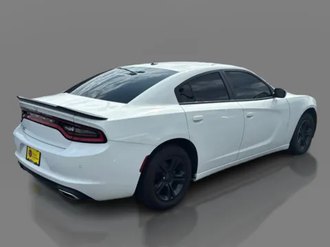 More photos of 2022 Dodge Charger SXT RWD at 5 Star Auto Plaza - St. Louis, MO
