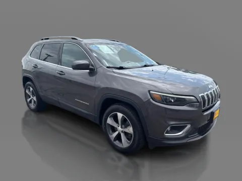 Another view of 2019 Jeep Cherokee 4d SUV 4WD Limited 2.0L Turbo for sale in St. Louis, MO at 5 Star Auto Plaza - St. Louis