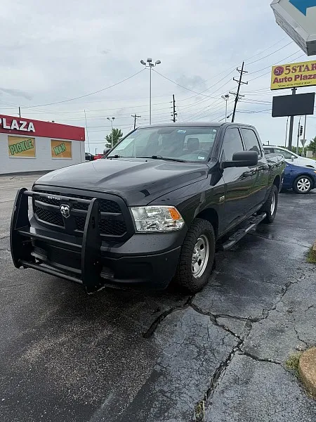 2020 RAM 1500 Classic SSV 4x4 Crew Cab 5'7's photo
