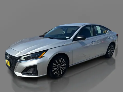 Silver 2025 Nissan Altima SV FWD for sale in St. Louis, MO