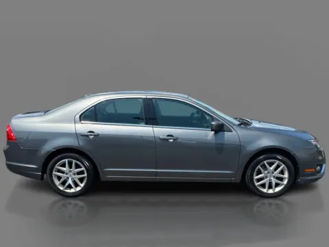 More photos of 2012 Ford Fusion 4d Sedan SEL at 5 Star Auto Plaza - St. Louis, MO