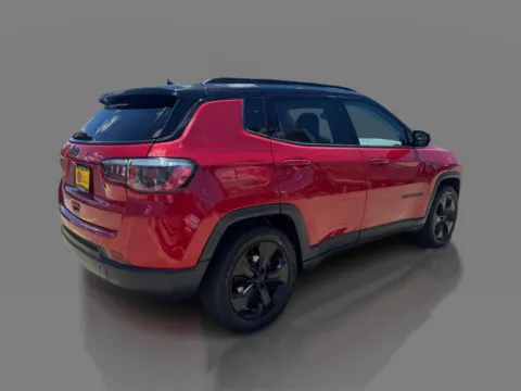 More photos of 2020 Jeep Compass 4d SUV 4WD Latitude Altitude at 5 Star Auto Plaza - St. Louis, MO