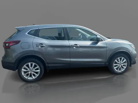 More photos of 2021 Nissan Rogue Sport FWD S at 5 Star Auto Plaza - St. Louis, MO