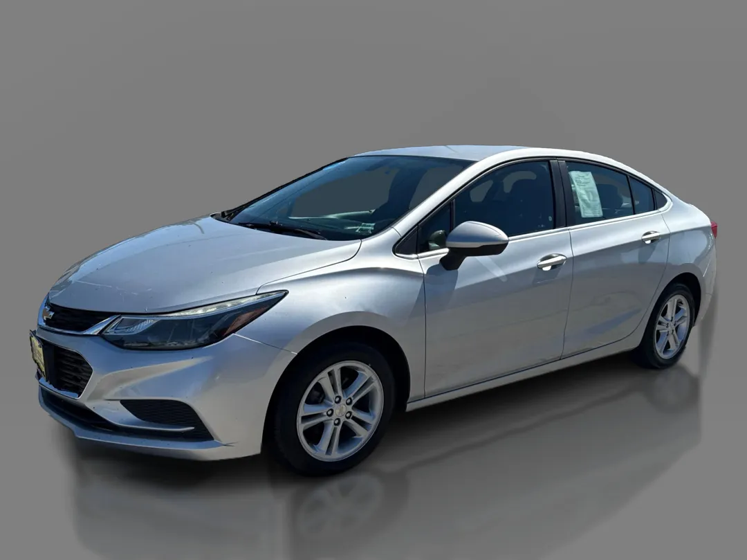 2017 Chevrolet Cruze 4d Sedan LT Auto for sale in St. Louis, MO