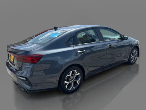 More photos of 2021 Kia Forte LXS IVT at 5 Star Auto Plaza - St. Louis, MO