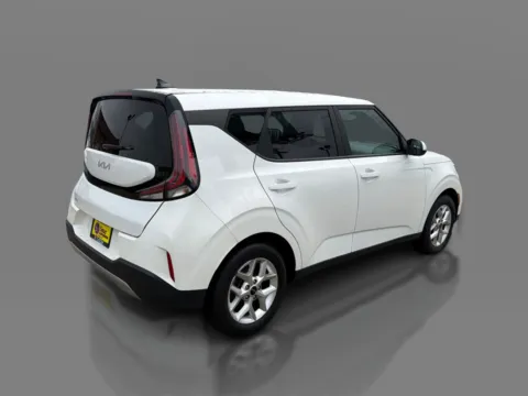 More photos of 2024 Kia Soul LX IVT at 5 Star Auto Plaza - St. Louis, MO
