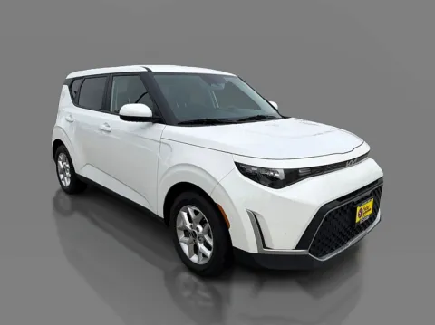 More photos of 2024 Kia Soul LX IVT at 5 Star Auto Plaza - St. Louis, MO