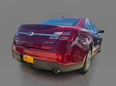 Another view of 2018 Ford Taurus 4d Sedan FWD Limited for sale in St. Louis, MO at 5 Star Auto Plaza - St. Louis