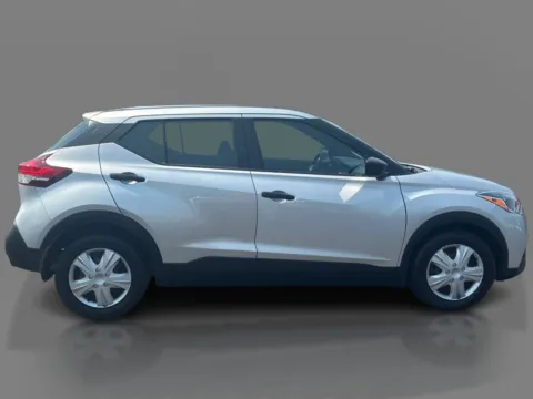 More photos of 2020 Nissan Kicks 4d SUV FWD S at 5 Star Auto Plaza - St. Louis, MO