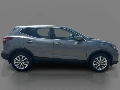 More photos of 2022 Nissan Rogue Sport AWD S at 5 Star Auto Plaza - St. Louis, MO