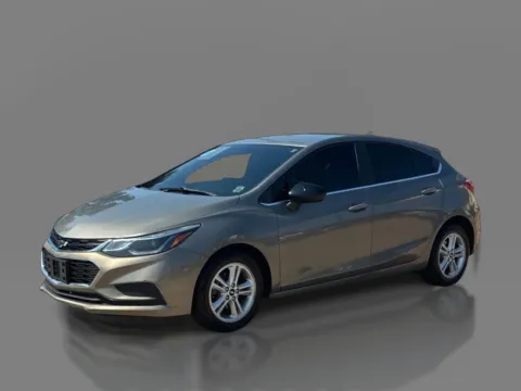 Gray 2018 Chevrolet Cruze 4d Hatchback LT Auto for sale in St. Louis, MO