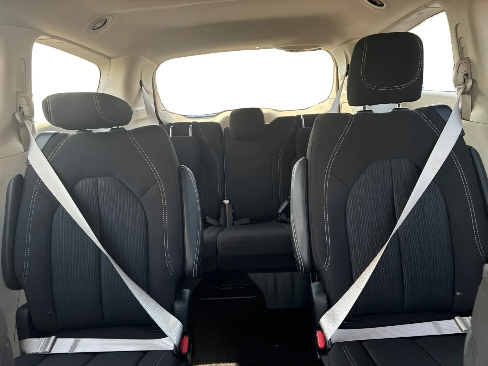 Chrysler Voyager photo 12