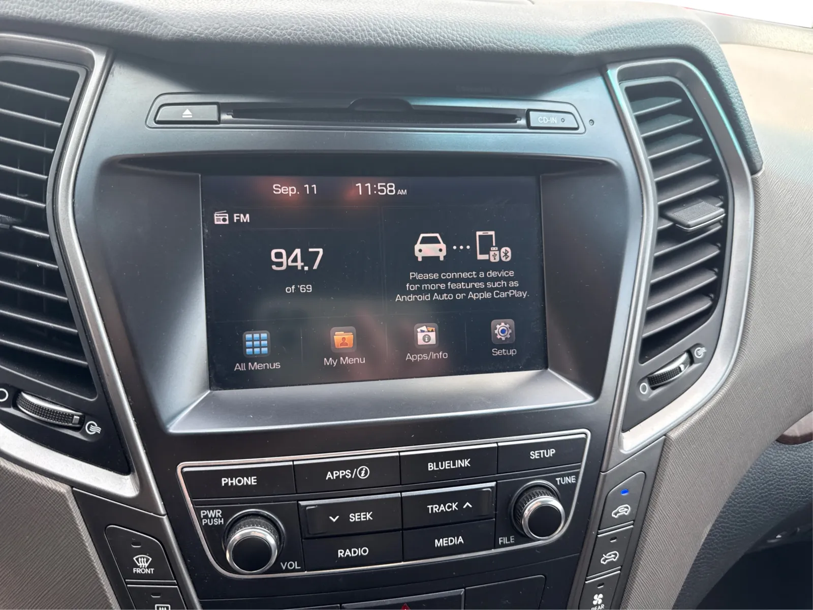 Hyundai Santa Fe photo 11