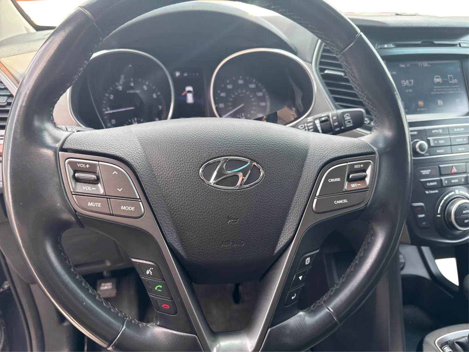 Hyundai Santa Fe photo 14