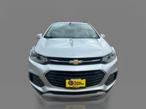 Photos of 2020 Chevrolet Trax 4d SUV AWD LT for sale in St. Louis, MO at 5 Star Auto Plaza - St. Louis