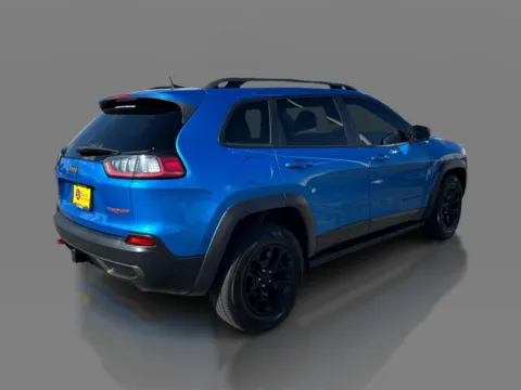 More photos of 2021 Jeep Cherokee Trailhawk 4x4 at 5 Star Auto Plaza - St. Louis, MO