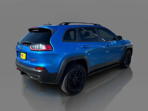 More photos of 2021 Jeep Cherokee Trailhawk 4x4 at 5 Star Auto Plaza - St. Louis, MO