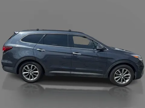 More photos of 2018 Hyundai Santa Fe 4d SUV FWD SE at 5 Star Auto Plaza - St. Louis, MO