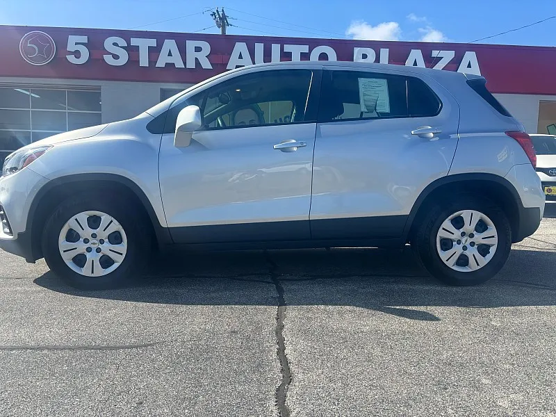 2018 Chevrolet Trax 4d SUV FWD LS for sale in St. Louis, MO