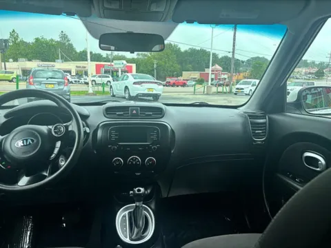 More photos of 2019 Kia Soul 4d Hatchback Auto at 5 Star Auto Plaza - St. Louis, MO