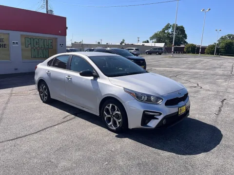 More photos of 2021 Kia Forte LXS IVT at 5 Star Auto Plaza - St. Louis, MO