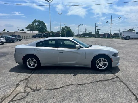Silver 2019 Dodge Charger 4d Sedan RWD SXT for sale in St. Louis, MO
