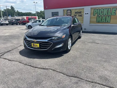 Photos of 2023 Chevrolet Malibu 4dr Sdn 1LT for sale in St. Louis, MO at 5 Star Auto Plaza - St. Louis