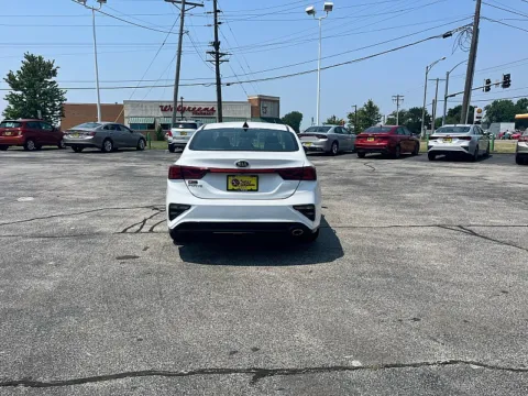 More photos of 2019 Kia Forte 4d Sedan S at 5 Star Auto Plaza - St. Louis, MO
