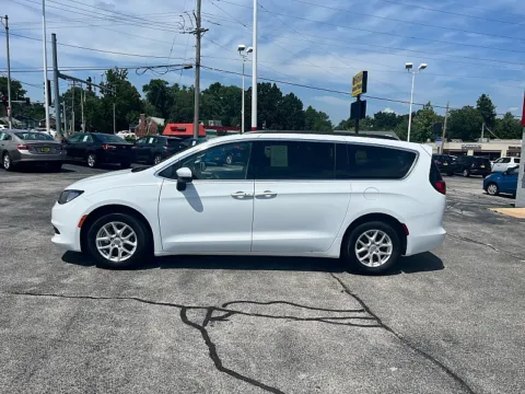 Photos of 2020 Chrysler Voyager Passenger Van LX for sale in St. Louis, MO at 5 Star Auto Plaza - St. Louis