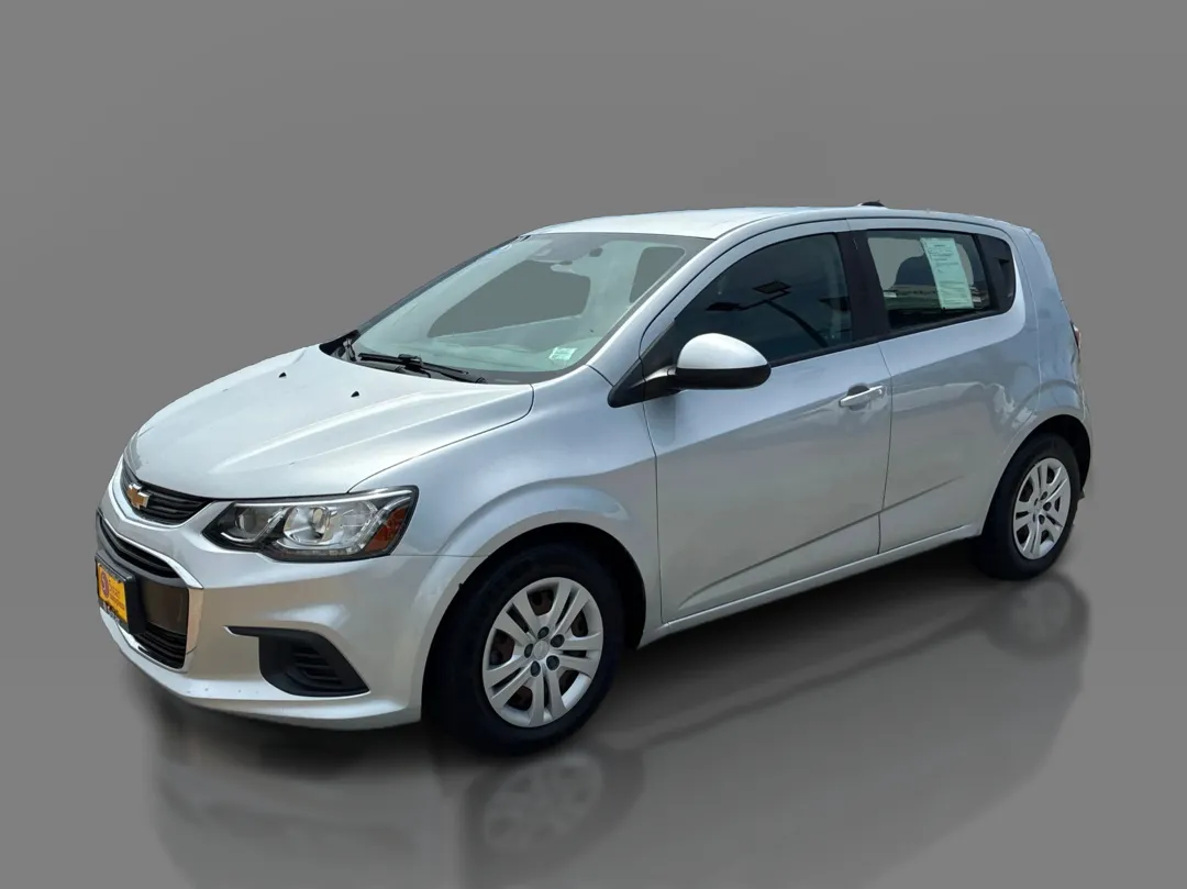 Silver 2020 Chevrolet Sonic 4d Hatchback LT w/1FL for sale in St. Louis, MO