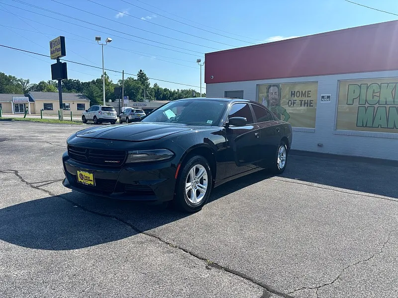 2019 Dodge Charger 4d Sedan RWD SXT for sale in St. Louis, MO