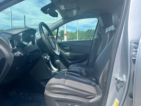 More photos of 2018 Chevrolet Trax 4d SUV FWD LT at 5 Star Auto Plaza - St. Louis, MO