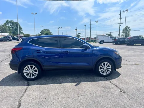 Blue 2017 Nissan Rogue Sport 4d SUV AWD S for sale in St. Louis, MO
