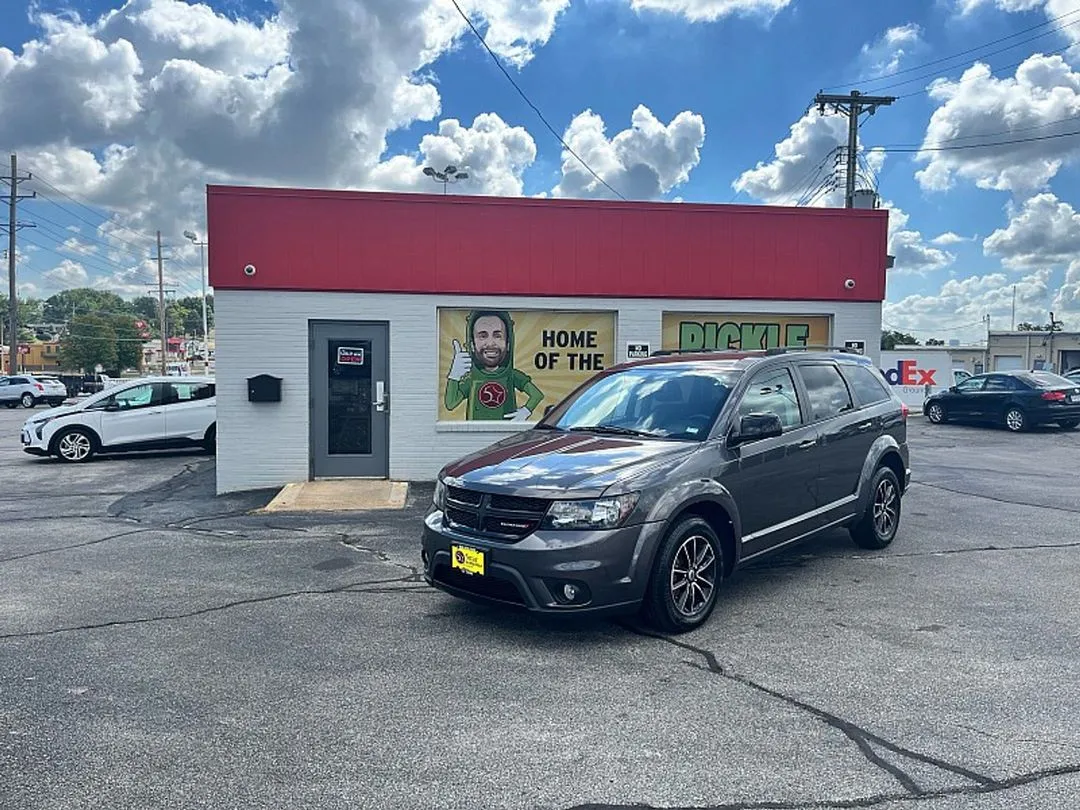 2018 Dodge Journey 4d SUV FWD SXT V6 for sale in St. Louis, MO