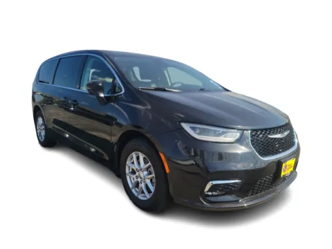 Another view of 2023 Chrysler Pacifica Touring L FWD for sale in St. Louis, MO at 5 Star Auto Plaza - St. Louis