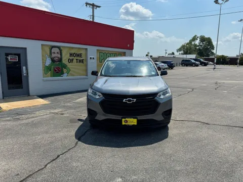 Photos of 2020 Chevrolet Traverse 4d SUV FWD LS w/1LS for sale in St. Louis, MO at 5 Star Auto Plaza - St. Louis