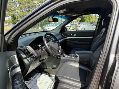 More photos of 2016 Ford Explorer 4d SUV FWD XLT Ecoboost at 5 Star Auto Plaza - St. Louis, MO