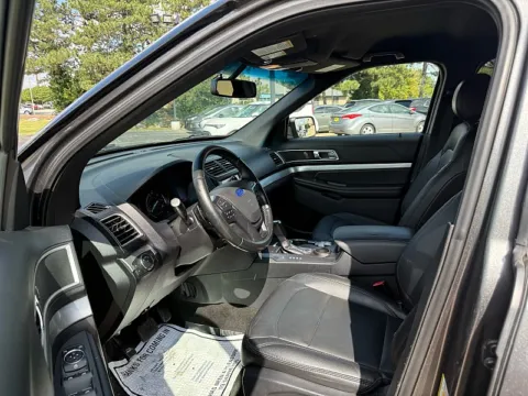 More photos of 2016 Ford Explorer 4d SUV FWD XLT Ecoboost at 5 Star Auto Plaza - St. Louis, MO