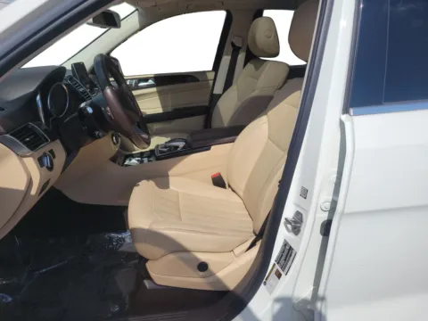White 2018 Mercedes-Benz GLE-Class 4d SUV GLE350 4matic for sale in St. Louis, MO