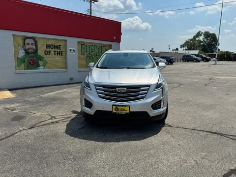 Photos of 2019 Cadillac XT5 4d SUV FWD Premium Luxury for sale in St. Louis, MO at 5 Star Auto Plaza - St. Louis