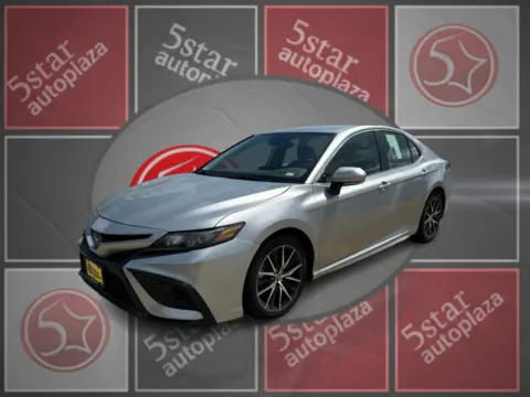Silver 2023 Toyota Camry SE Auto for sale in St. Louis, MO