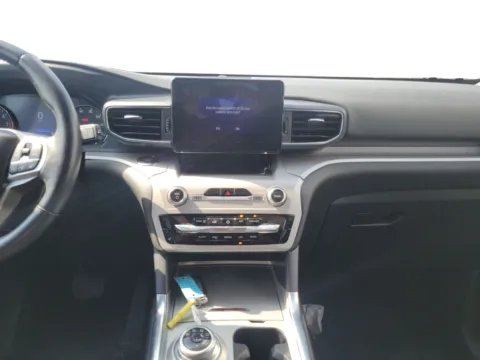 More photos of 2023 Ford Explorer XLT RWD at 5 Star Auto Plaza - St. Louis, MO